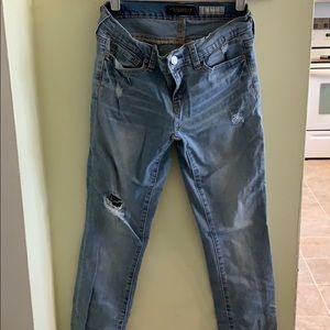 Medium wash skinny jeans